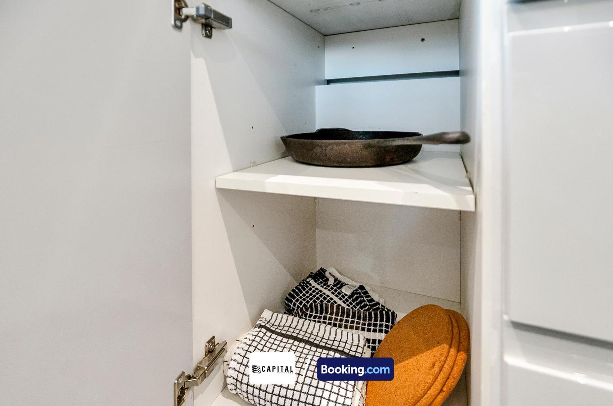 Appartamento Cozy In Camden Town By Capital Retreats Short Lets & Serviced With Balcony, Free Wifi *