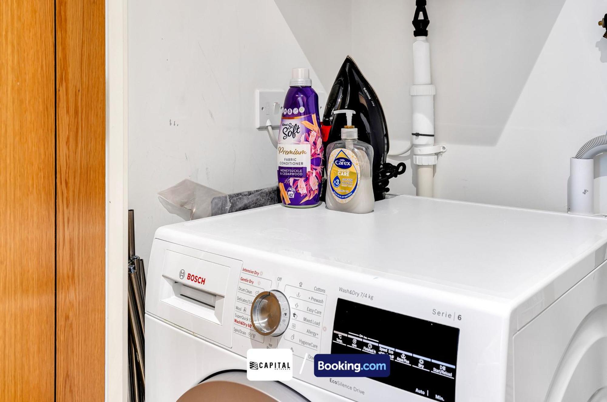 Cozy In Camden Town By Capital Retreats Short Lets & Serviced With Balcony, Free Wifi Appartamento